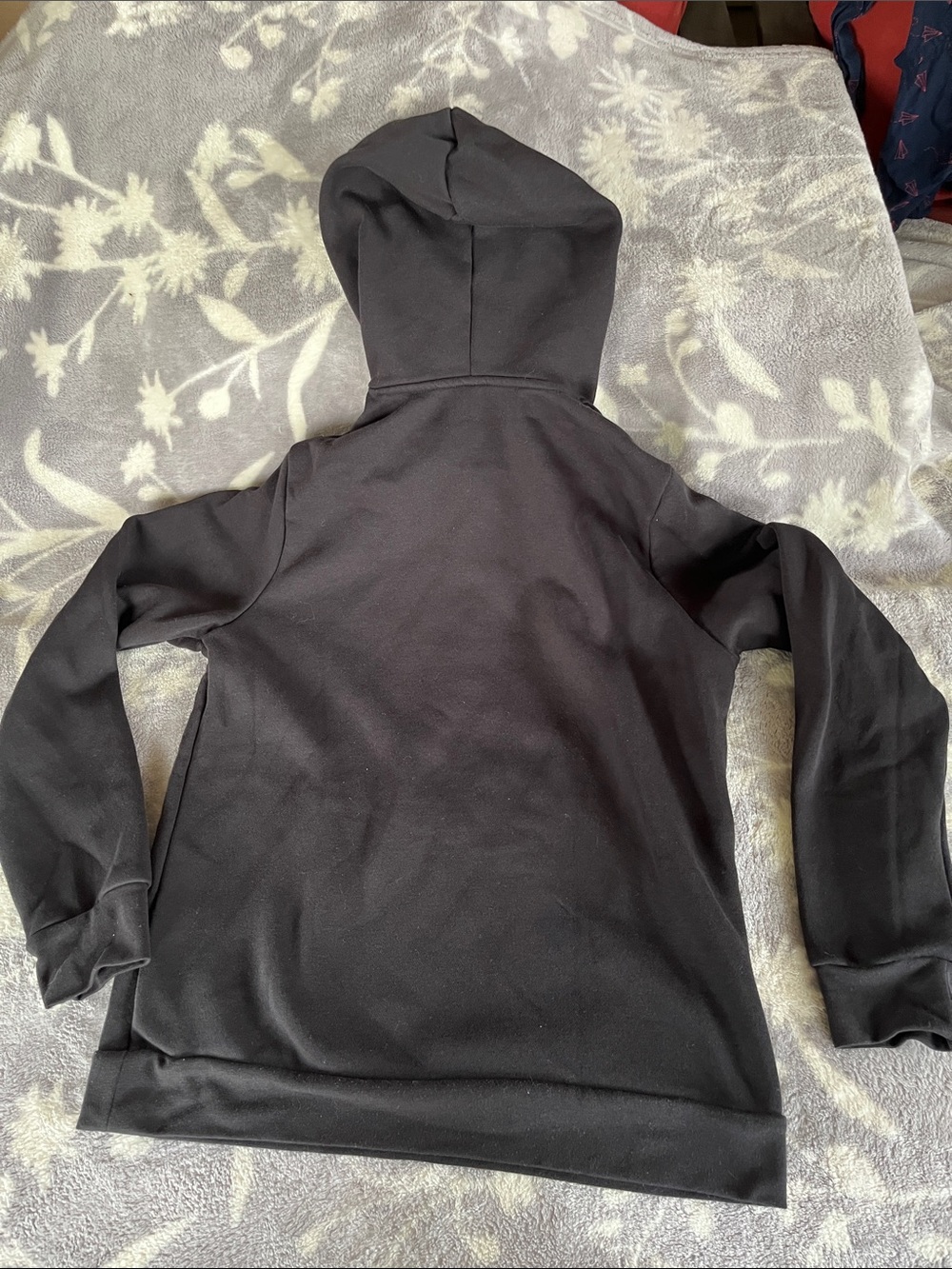 Must Have 4 PC Adidas LS hoodie , Joggers, Tee & Reebok tee Bundle Sz 10-12 - Picture 3 of 13